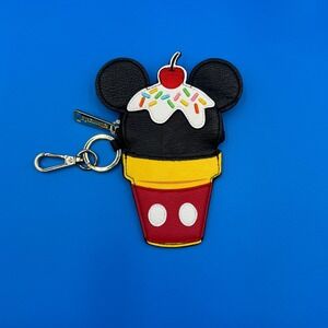 Loungefly‎ x Disney Mickey Mouse Cupcake Coin Purse Pouch Keychain Wallet